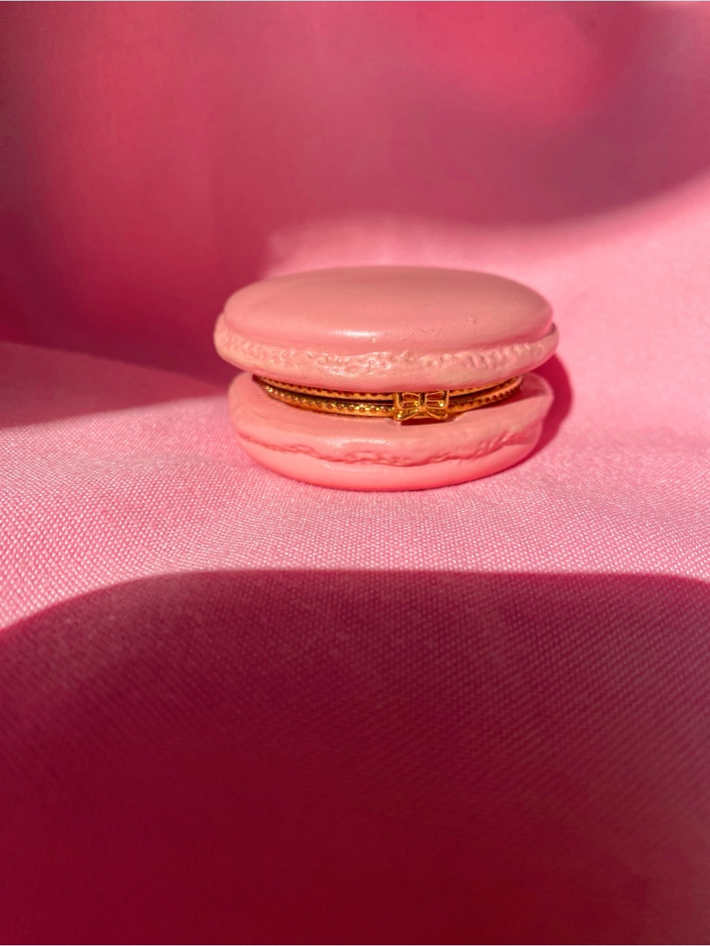Pink Macaron Box Trinket Gold Bow Decor Trinket Gift French Cookie Paris Dessert - Picture 2 of 6